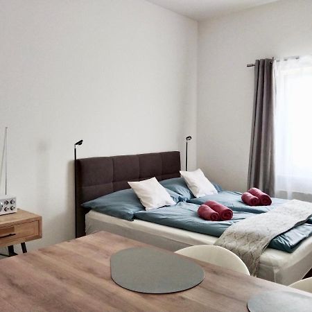 Air-Conditioned, Quiet Apartment - Center Of Sankt Poelten - Smart Tv Exterior photo